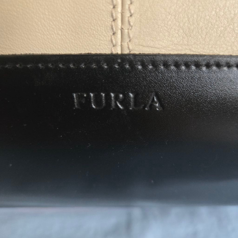 Vintage Furla Two Toned Cream & Black Leather "Doctors" Satchel Handbag - Picture 3 of 15